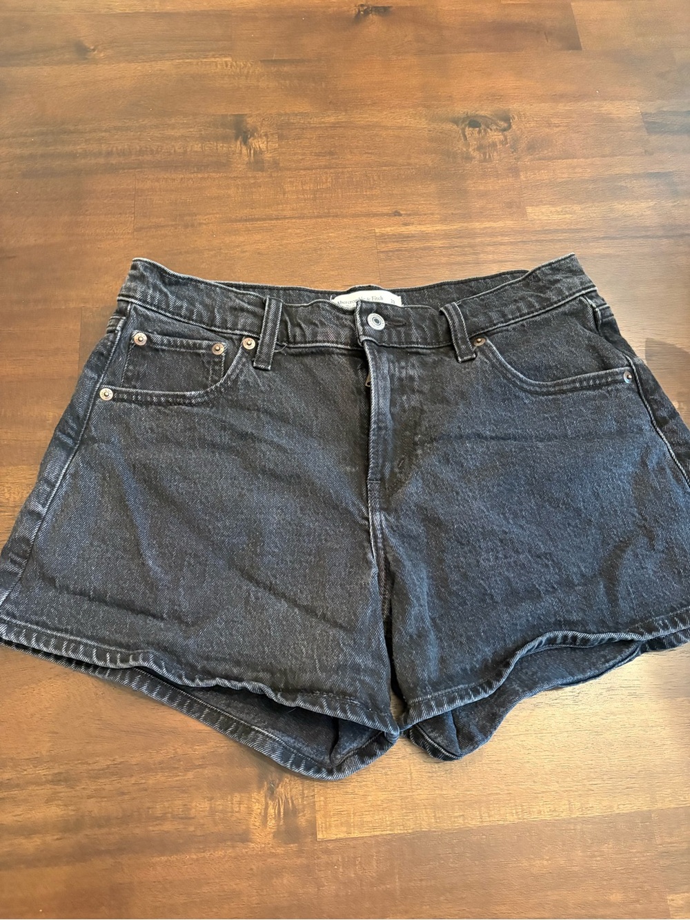 Abercrombie & Fitch black A Line denim shorts Mid Rise size 29